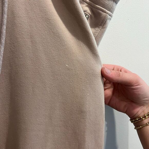 Old Navy Womens Beige Jogger Pants XL XXL Dynamic Fleece Zip Pockets Drawstring* - Picture 8 of 11